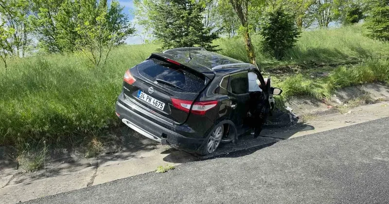 Otoyolda dolu yağışı kazaları beraberinde getirdi: 2 yaralı