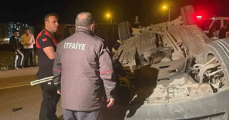 Siirt’te ambulans ile otomobil çarpıştı: 4 yaralı