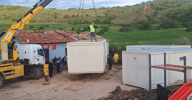 Çorum da hortumdan etkilenen köylerde yaralar sarılıyor Çorum Haberleri