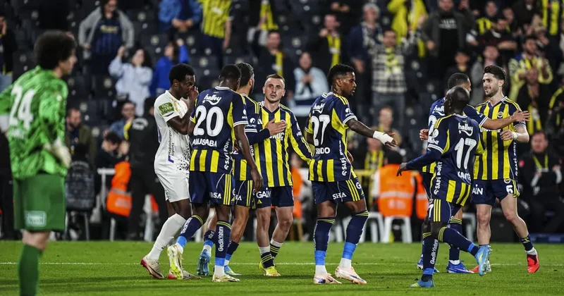 Fenerbahçe beraberliğe abone oldu!