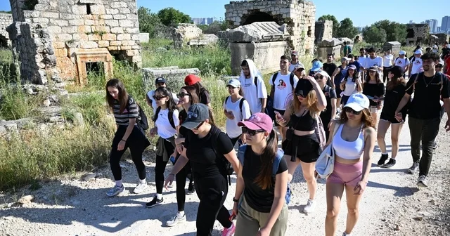 Tarihi Kilikya Yolunda 19 Mayıs için anlamlı yürüyüş Mersin Haberleri