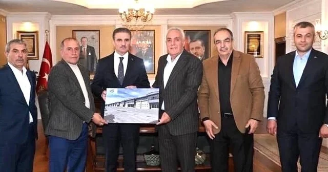 Akdağ Sanayi Yapı Kooperatifi nden Vali Aydın Baruş a ziyaret Akdağ Sanayi Yapı Kooperatifi Yönetim Kurulu Başkanı Salih Dikel; Doğu Anadolu nun örnek sanayi sitesi olacak Erzurum Haberleri