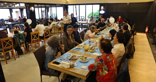 Büyükşehir Belediyesi çölyak hastalarını glütensiz sofrada buluşturdu Antalya Haberleri