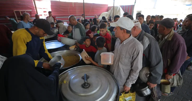 İsrail Gazze de yemek dağıtım noktasını vurdu