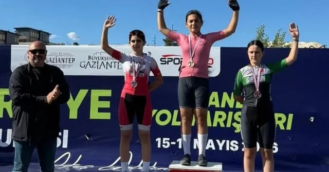 Akhisarlı pedallar Gaziantep te zirveye çıktı Manisa Haberleri