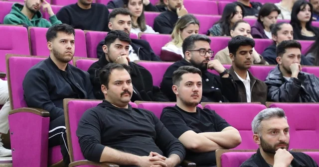 BARÜ de alanında uzman isimler kadın futbolunda medyanın rolünü anlattı Bartın Haberleri