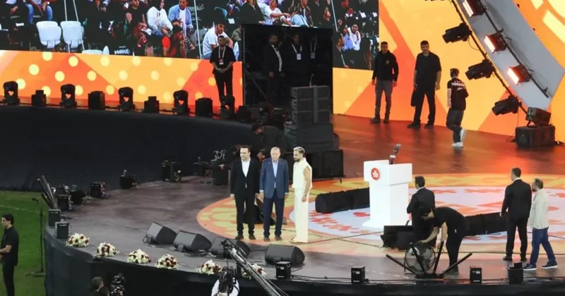 Cumhurbaşkanı Erdoğan, Sefo nun konserini izledi