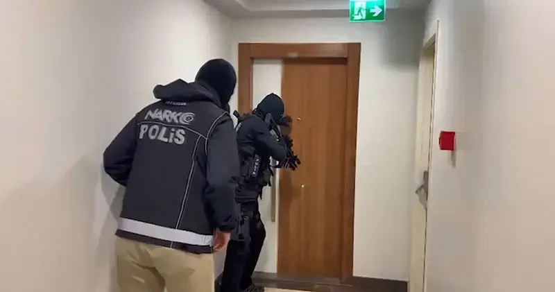 Kırmızı bülten ile aranan uluslararası suç örgütü liderinin kardeşi İstanbul da yakalandı