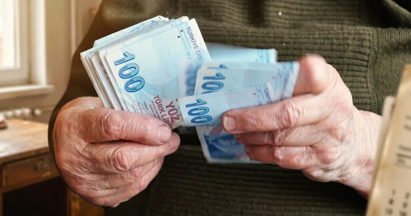 En düşük emekli maaşının 2027 yılında ne kadar olacağı ortaya çıktı Sözcü Gazetesi
