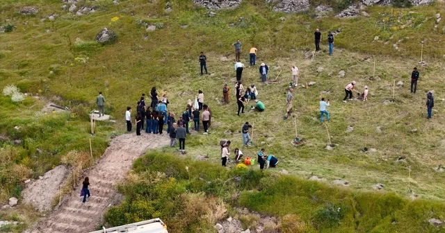 Büyükşehir, 300 fidanı toprakla buluşturdu Kayseri Haberleri Habertürk Yerel Haberler