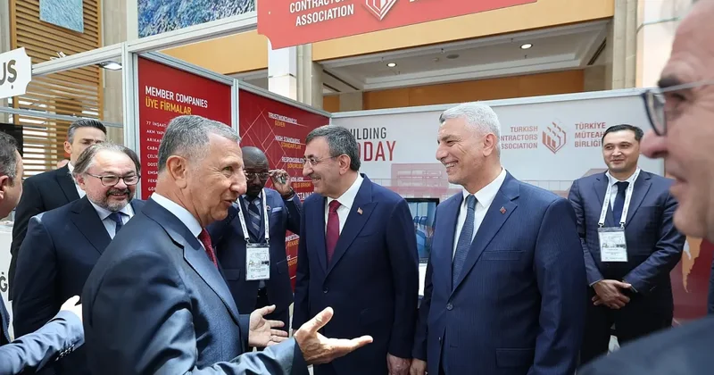 Bakan Bolat açıkladı: Yurt dışı müteahhitlikte 562 milyar dolarlık dev hacim