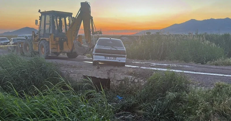 Sulama kanalına düşen otomobilde üç kardeş hayatını kaybetti Karaman Haberleri