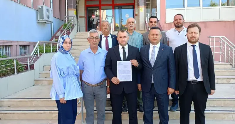 Zile Belediyesi ndeki seçimlere mahkemeden yürütmeyi durdurma kararı