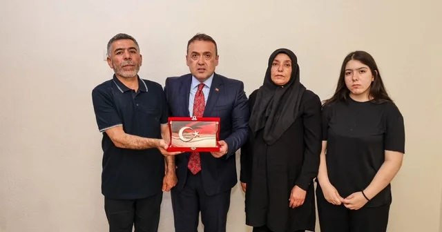 Vali Sözer, şehit Abdurrahman Hilal in ailesini ziyaret etti Bilecik Haberleri Habertürk Yerel Haberler