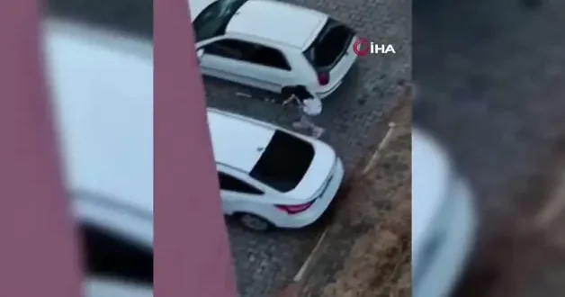 Karabük te öfke patlaması: Demir çubukla otomobilin camlarını tuzla buz etti