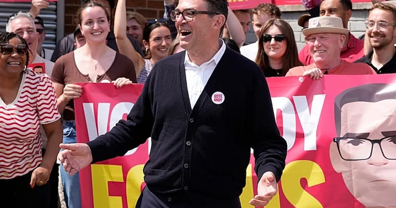 İngiltere nin yeni lideri koltuğuna oturdu: Andy Burnham kimdir? Sözcü Gazetesi