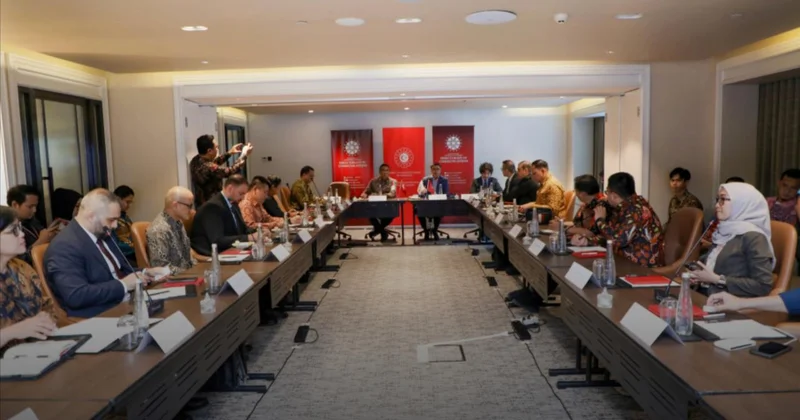 Cakarta da Türkiye Endonezya medya ve kamu diplomasisi iş birliği ele alındı