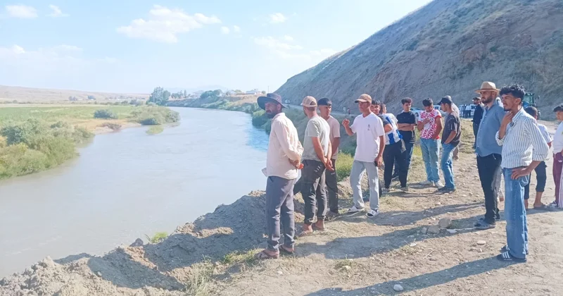 Akarsuya düşen iki kardeşten biri hayatını kaybetti, diğeri kayıp Sözcü Gazetesi