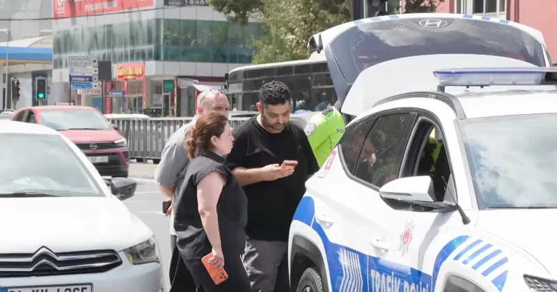 Taksici, hastane önünde para derdine düştü!