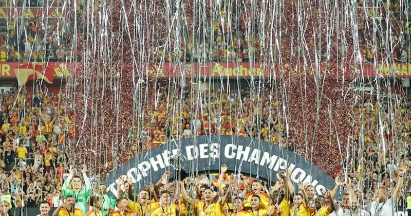 Tarihi sürpriz! PSG, 10 kişilik rakibine kupayı kaybetti