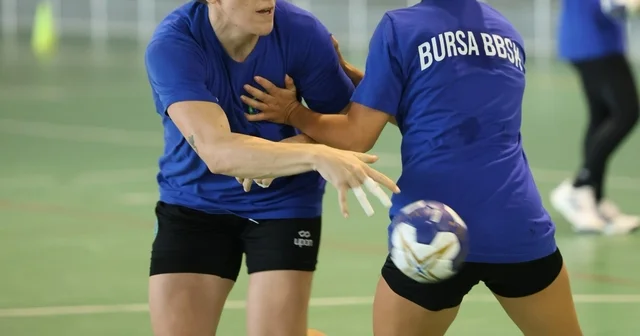 Bursa Büyükşehir Belediyespor Kadın Hentbol Takımı nda kadro yapılanmasını tamamladı Bursa Haberleri Habertürk Yerel Haberler