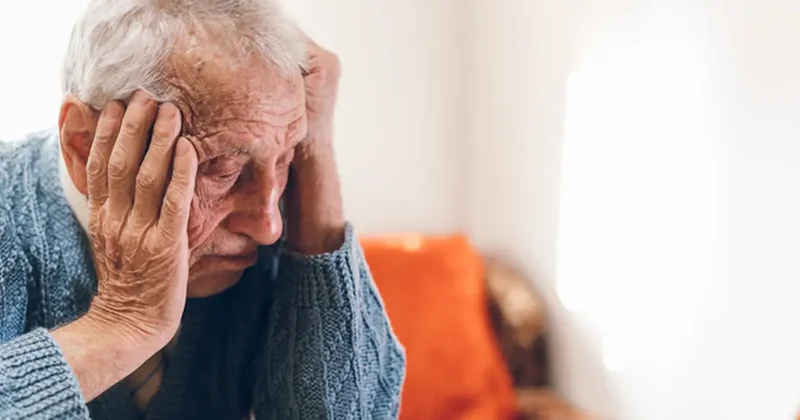 Uzman isimden kritik uyarı: Alzheimer detayını duyanlar yatağa erken koşacak!