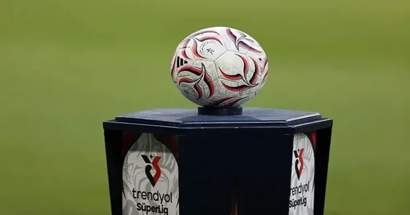 Süper bilgisayardan taraftarları çıldırtan tahmin: Süper Lig de şampiyon kim olacak?
