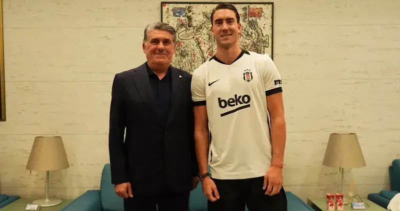Serdal Adalı: Vlahovic in lisansı için İtalya Futbol Federasyonu ndan izin bekleniyor