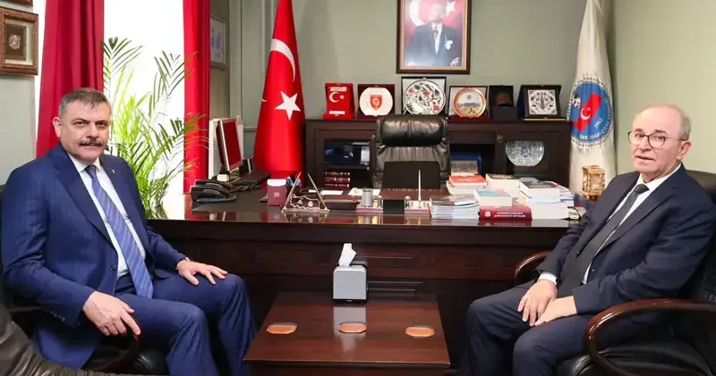 Bakan Çiftçi den Türk İdareciler Derneği ne ziyaret