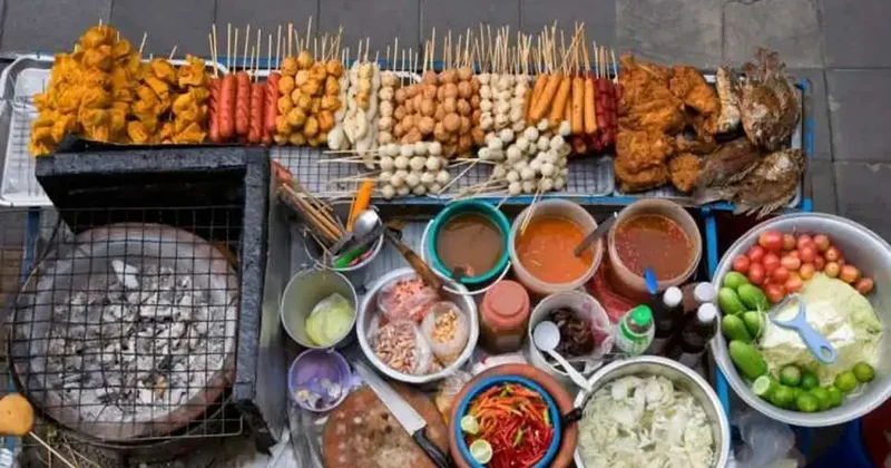 Dünyanın en kötü 100 sokak lezzeti belli oldu... 33. sırada ise Türkiye den bir yemek var