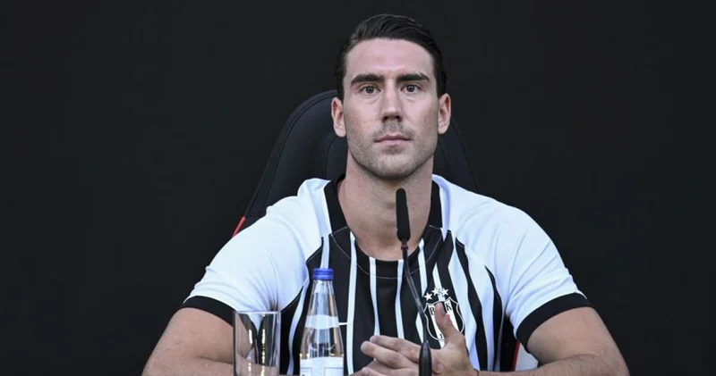 Son dakika: Beşiktaş, Vlahovic in lisansını çıkardı!