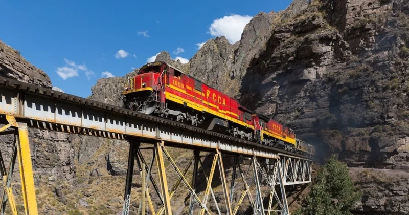 490 kilometrelik demiryolu hattı için 68 tünel ve 55 köprü inşa ettiler Sözcü Gazetesi