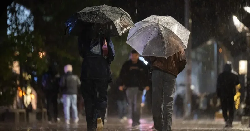 Meteoroloji yeni haritayı paylaştı: Sağanak ve fırtına geliyor!