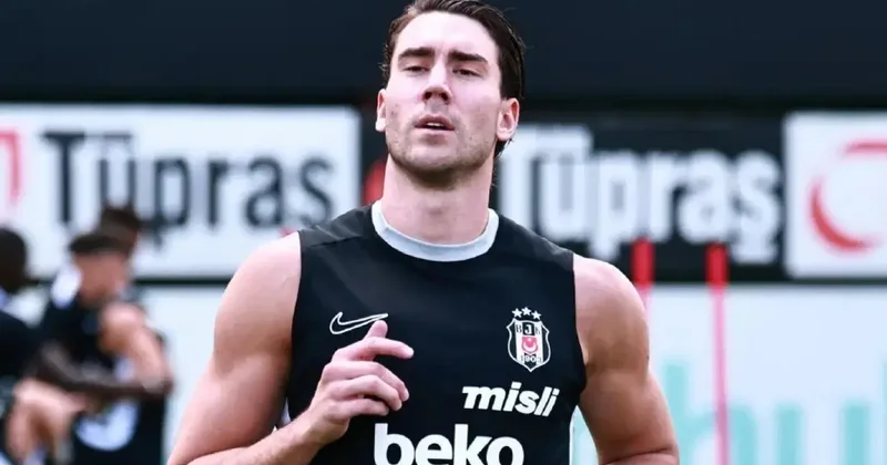 Beşiktaş taraftarları merak ediyordu! İşte Dusan Vlahovic in lisansının çıkmama sebebi