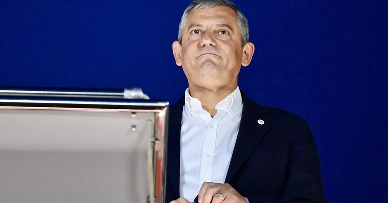 Özgür Özel son kararını verdi: YENİ Parti nin ismi değişiyor mu? Sözcü Gazetesi