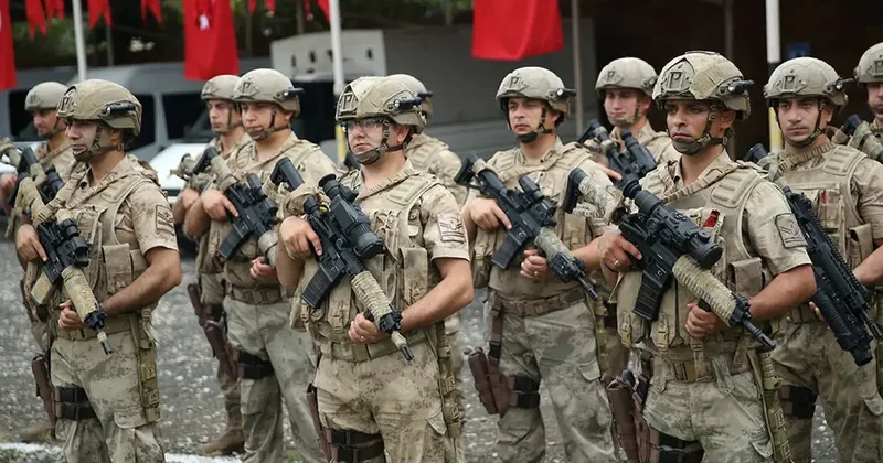 Atina bunu konuşuyor: Komşuda Türk komando paniği! 2 bini bölgede...