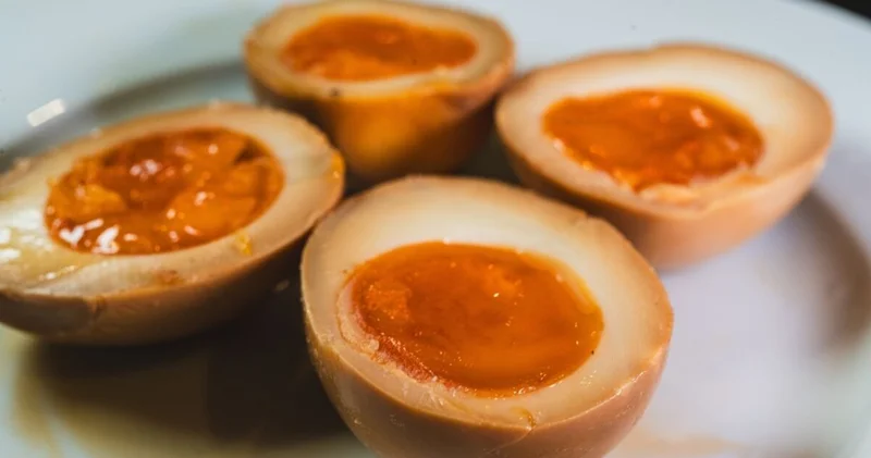 Yumurta turşusu nasıl yapılır? Yumurta turşusunun faydaları nelerdir?