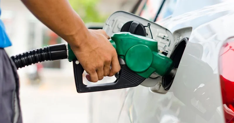 Motorin son zamla 100 TL yi aştı! İşte il il yeni fiyatlar