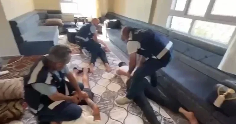 Samsun polisinin fark ettiği gözyaşları dolandırıcılık şebekesini yaktı: 9 gözaltı, bir kurban son anda kurtarıldı!