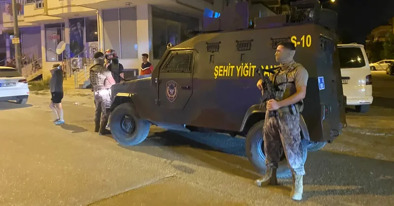 Dehşet gecesi! Boşandığı eşini öldürdü, 13 yaşındaki oğluna kurşun yağdırıp intihar etti