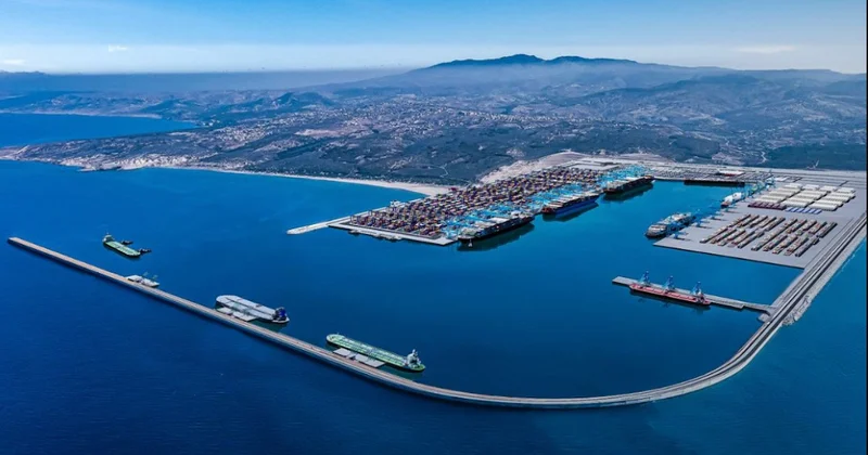 Afrika ülkesi Avrupa nın dibine dev limanı inşa edince ortalık karıştı Sözcü Gazetesi