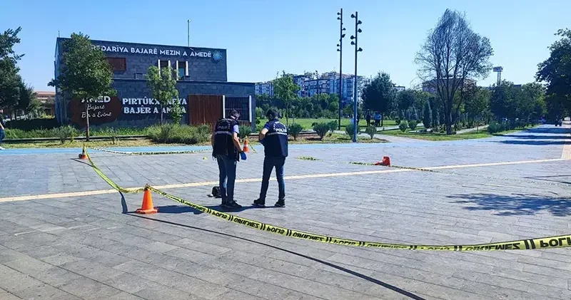 Boşandığı kadını tabancayla öldüren şüpheli, yakalanacağını anlayınca intihar etti