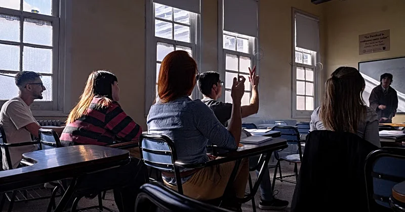 Eğitim İş anketi, Öğrencilerin yüzde 68 i yurt dışına yerleşmeyi planlıyor