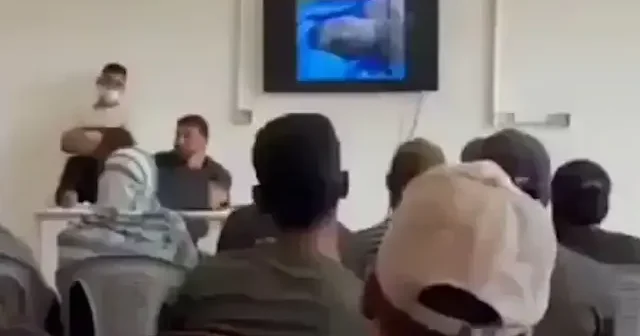 Filistinliler işgalci İsrail’in katlettiği yakınlarını acı dolu gözlerle aradı VİDEO İZLE