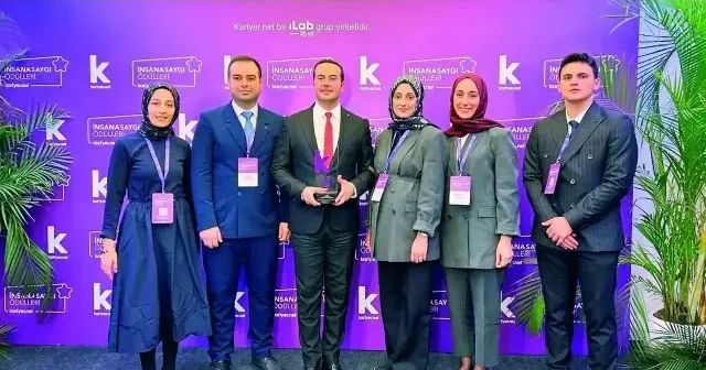 Albayrak Grubu 6. kez ‘İnsana Saygı Ödülü nün sahibi oldu Aktüel Haberleri
