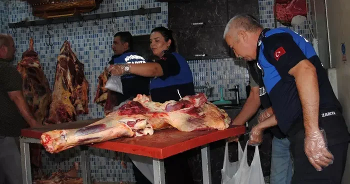 Şanlıurfa’da ele geçirildi, tam 1 ton! Vatandaşlara yedirilmek üzere hazırlanmış...