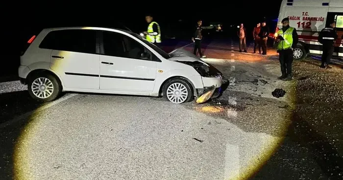 Bilecik te otmobiller kafa kafaya çarpıştı: 4 yaralı