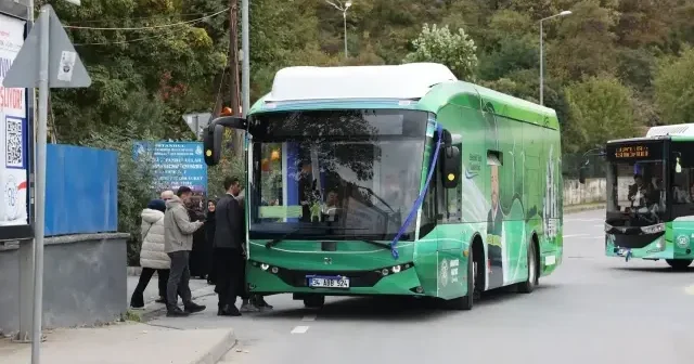 Arnavutköy Belediyesi nden İBB nin çözemediği ulaşım sorununa elektrikli çözüm: Vatandaş bedava yararlanacak VİDEO İZLE