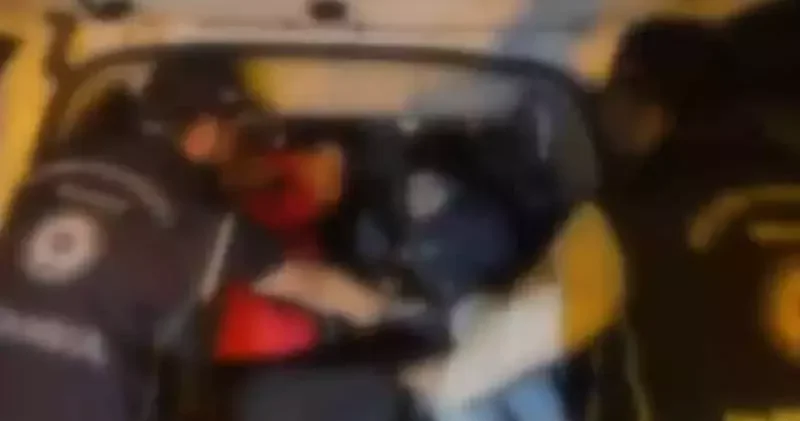İstanbul da göçmen kaçakçılarına operasyon: 15 gözaltı