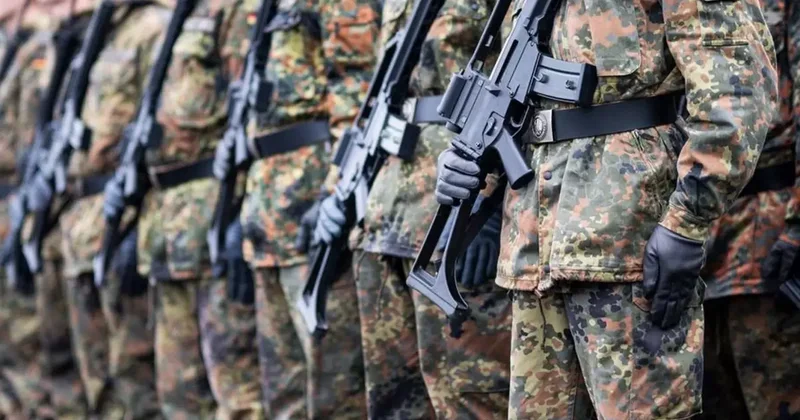 Savaş hazırlığı mı? Teyakkuza geçen Avrupa ülkesi asker sayısını 2 katına çıkarıyor